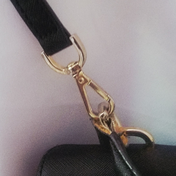 Michael Kors | Black Shoulder Bag with Gold Details - Picture 3 of 10